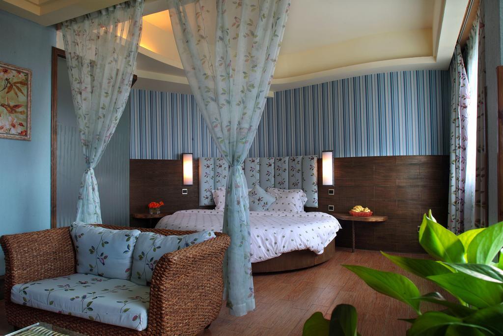 Forest City Resort Hotel Хайкоу Номер фото