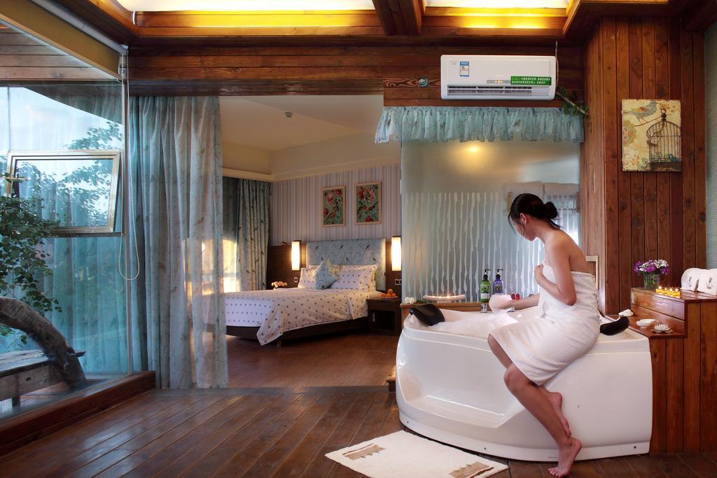 Forest City Resort Hotel Хайкоу Номер фото
