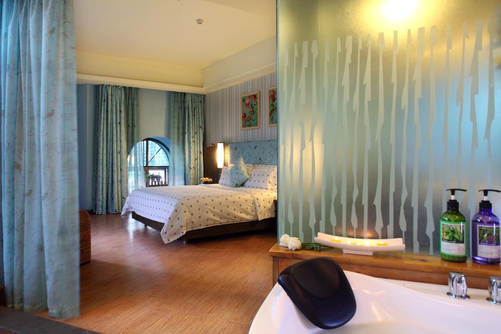 Forest City Resort Hotel Хайкоу Номер фото